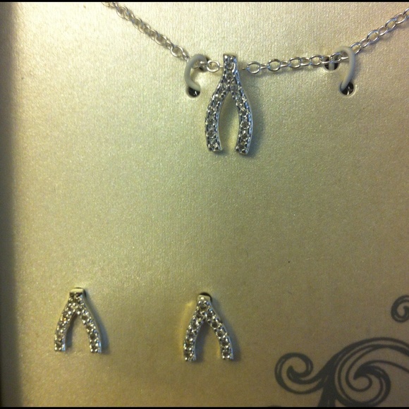 Wishbone Necklace + Earrings - Picture 2 of 2