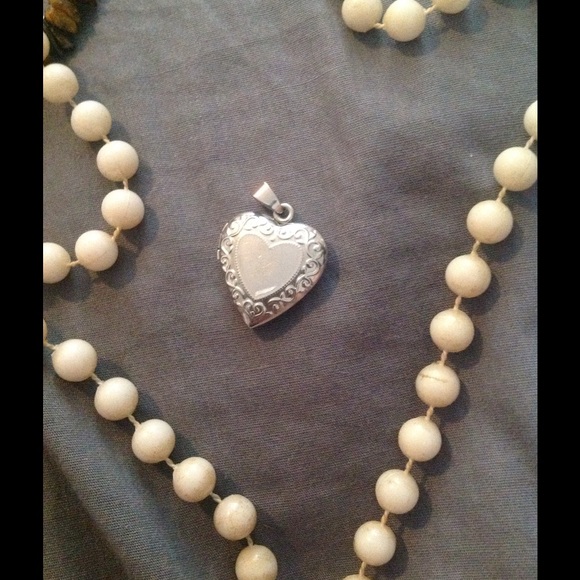 1 Necklace& 2 Charms GONE - Picture 2 of 4