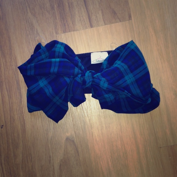 Plaid bow crop top!!
