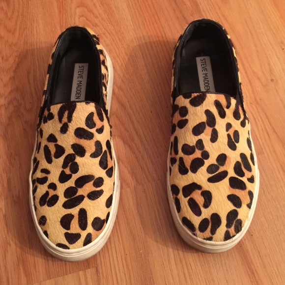Authentic steve madden sneakers