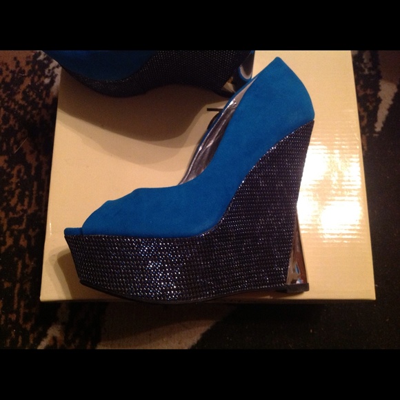 Ladies Glitter Wedge Peep Toe Heels