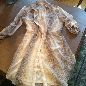 Old Navy snakeskin print shirt dress w slip