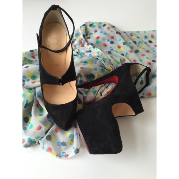 SOLDDDDDDDD Christian Louboutin Maillot Suede - Picture 2 of 4