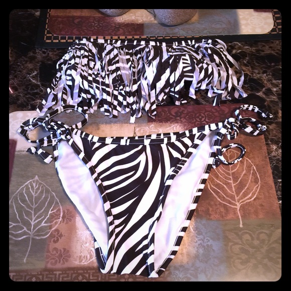 ️Small fringe bikini