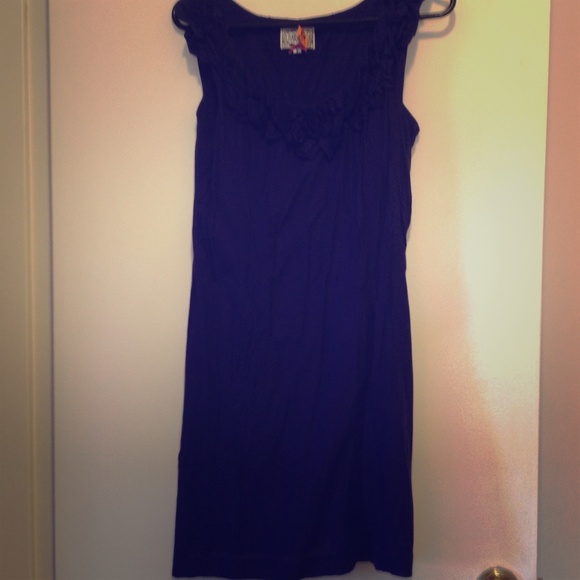🌟 Purple sleeveless dress size 8.