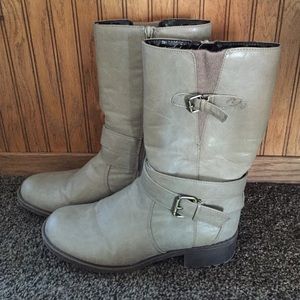 Mid calf natural color boots