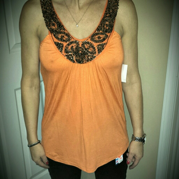 Tank - Picture 2 of 3