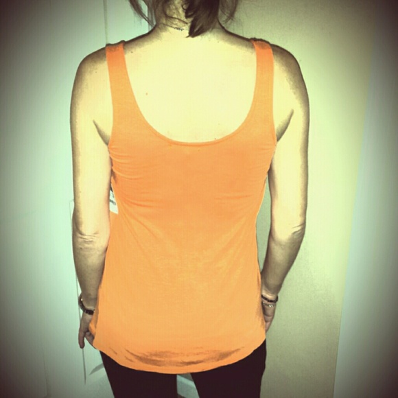 Tank - Picture 3 of 3