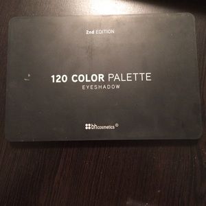 BH cosmetics 120 eyeshadow palette 2nd edition