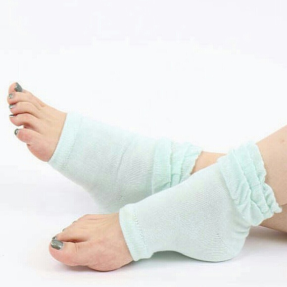 NO TOES SOCKS - Picture 2 of 3