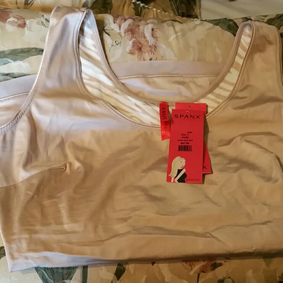 Scoop neck cami