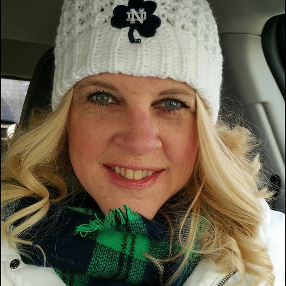 Meet your Posher, Tammy Ann - Picture 6 of 7