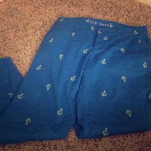 Old Navy anchor capris