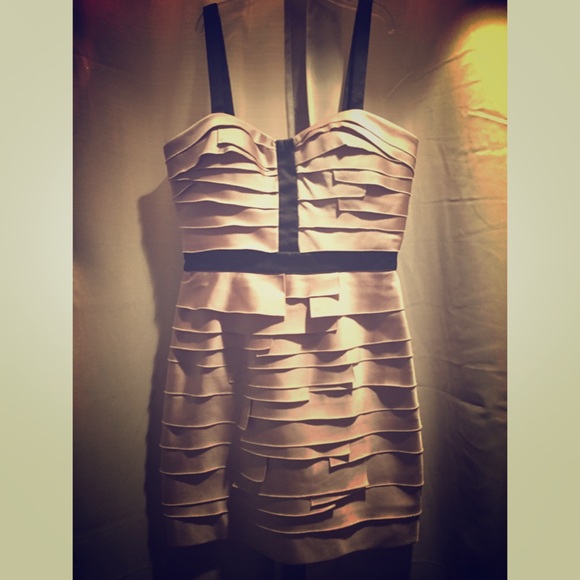 Bebe dress beige color