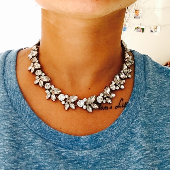 Jewelry - New | Chunky Flower Charm Choker Necklace