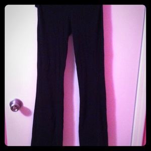 Black yoga pants!