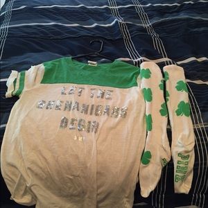 Pink shirt with socks