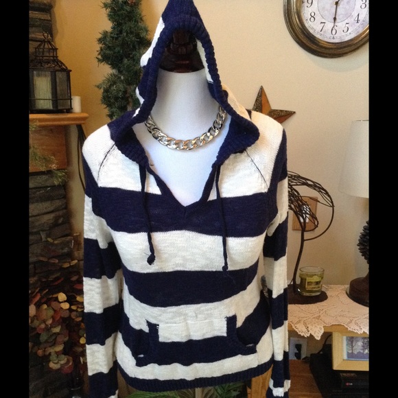 Hooded Sweater