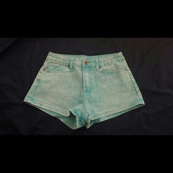 High Waisted Light Blue Acid Wash Shorts