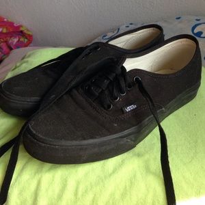 All black Vans