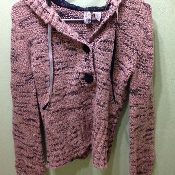 BKE sweater