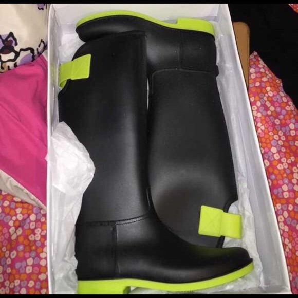 Steve Madden rain boots