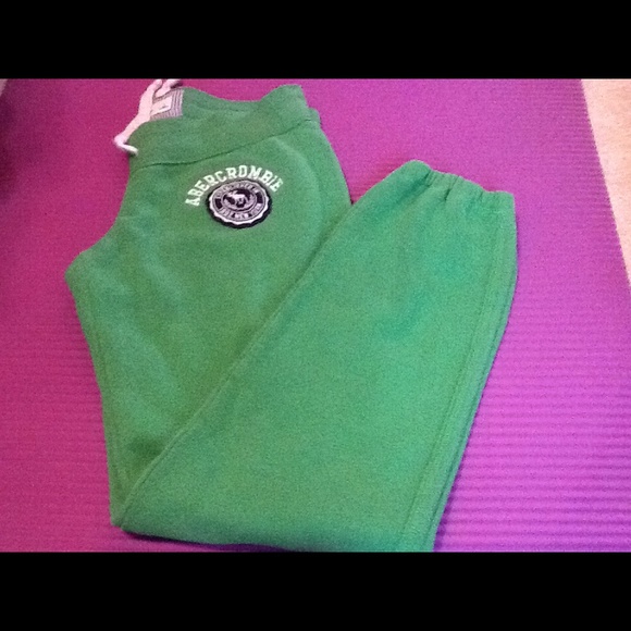 Green Ambercrombie kids Lg sweat pants