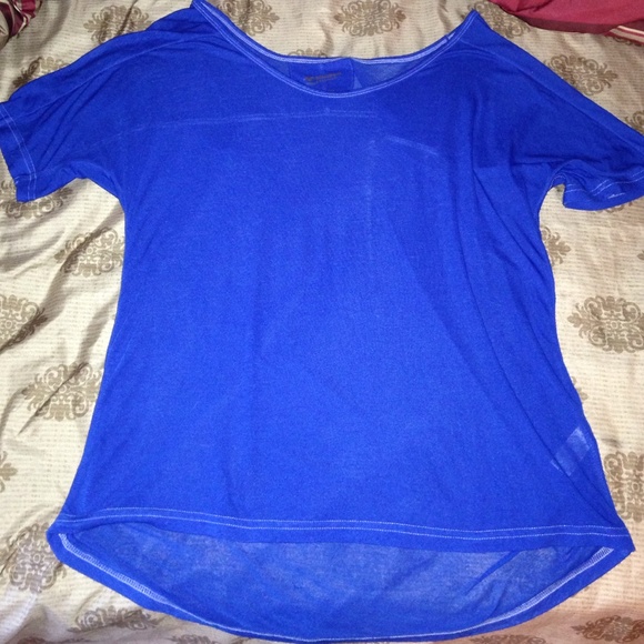 Blue tshirt