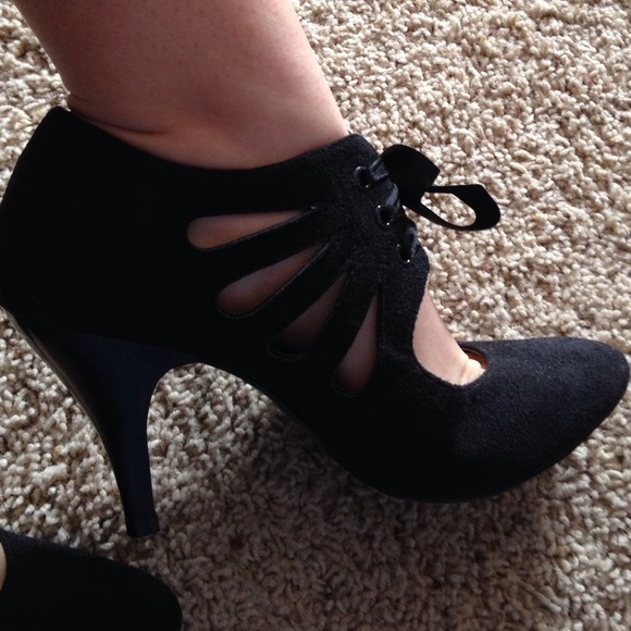 High heal shoes