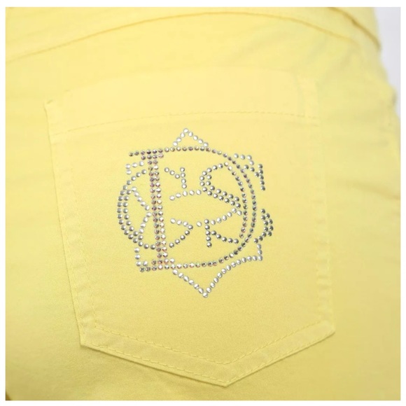 Dismero Designer Yellow Capri Crop Pant $305 - Picture 2 of 4