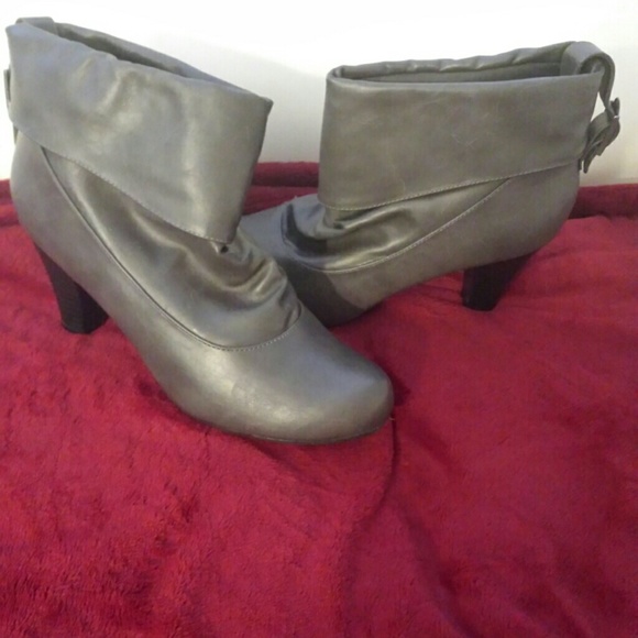 Gray  dress boots