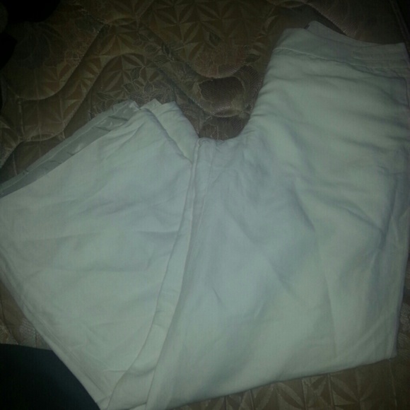 Oufit - Picture 2 of 3