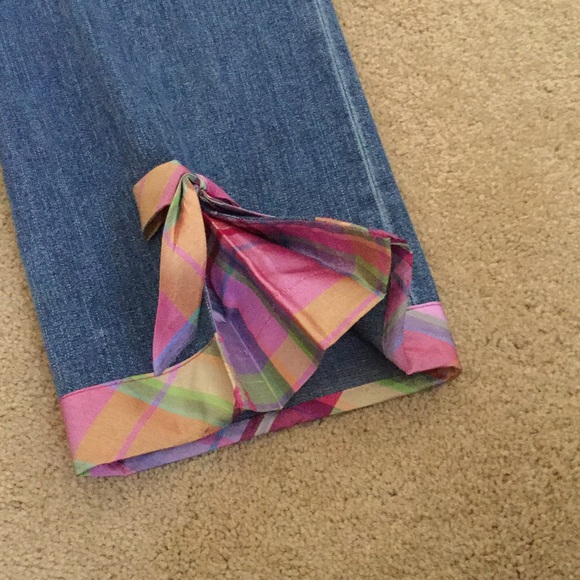 Like new! Adorable ankle Capri's. - Picture 4 of 4