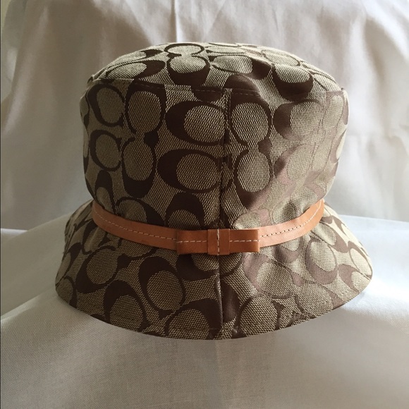 SOLD -Coach hat - Picture 1 of 3