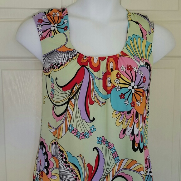 Fun Print Dress - Picture 2 of 2