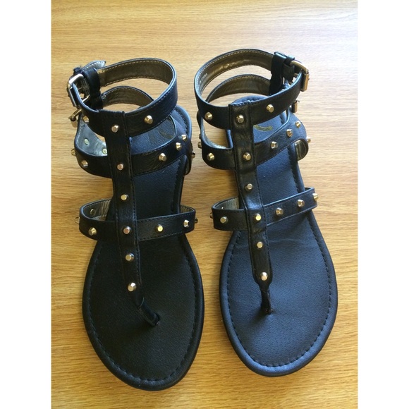 🚫HOLD🚫 👠💕Gladiator Sandals