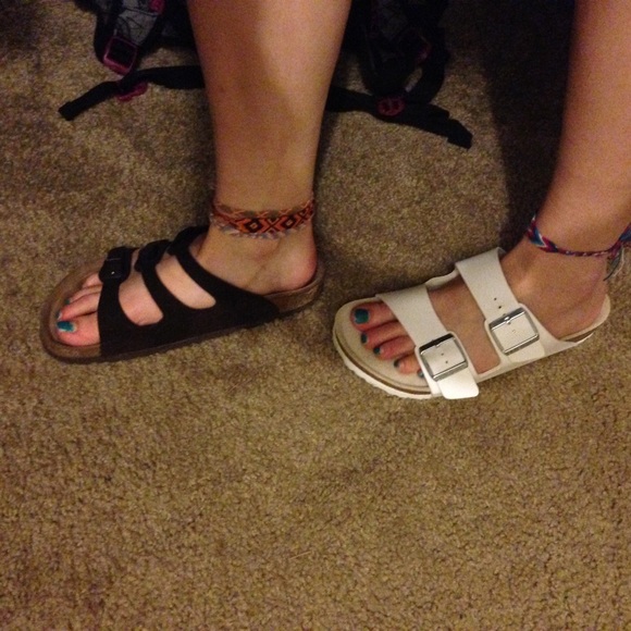 SOLD birkenstocks - Picture 4 of 4