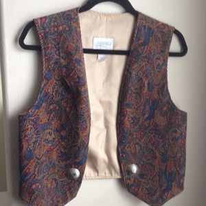 Sedona company Vest