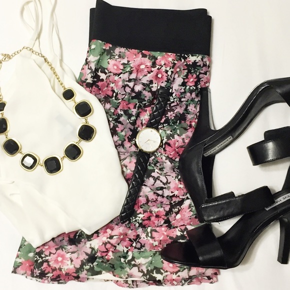 EXPRESS Floral Skirt