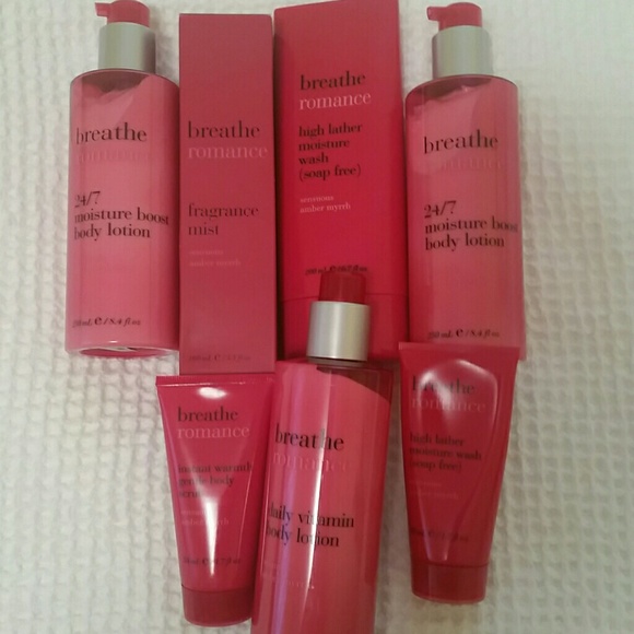 Breathe Romance lotion, wash, perfume candles - Picture 1 of 2