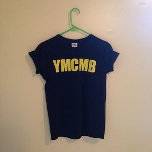 YMCMB tshirt 😋