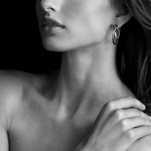 SOLD Authentic David Yurman Crossover Earrings