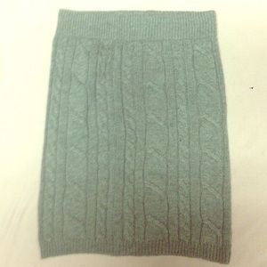 Grey pencil skirt