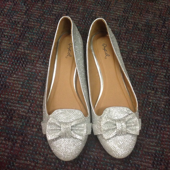 Silver flats