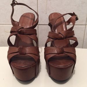 Brown wedges