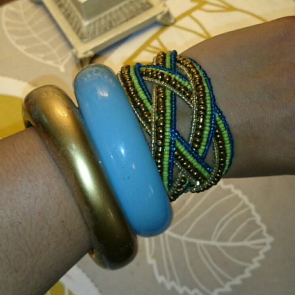 Pretty Bangles - Picture 2 of 2