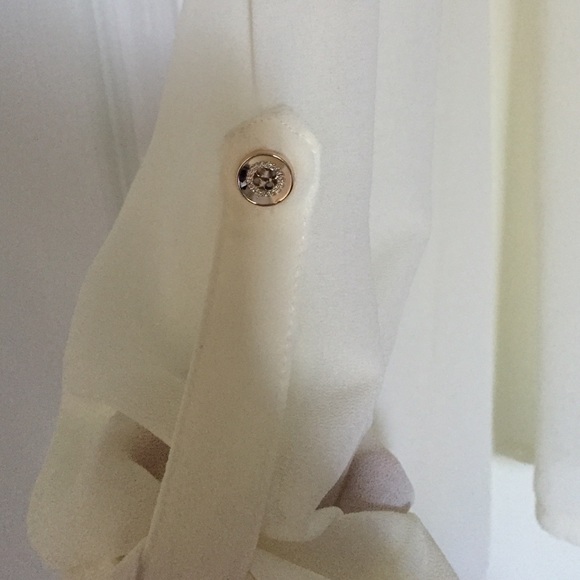 Ivory Sheer Top... - Picture 3 of 6