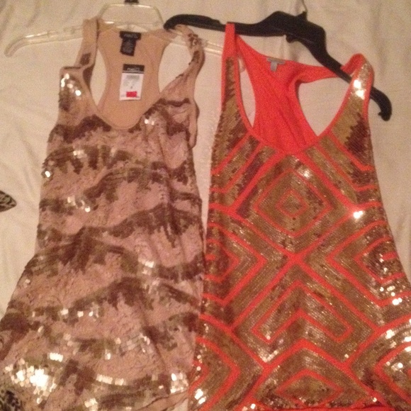 Sold Tank top bundle