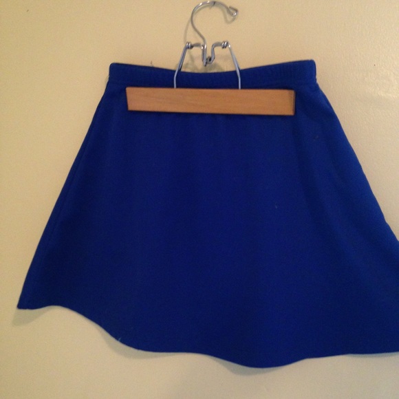 electric blue circle skirt 💧💦