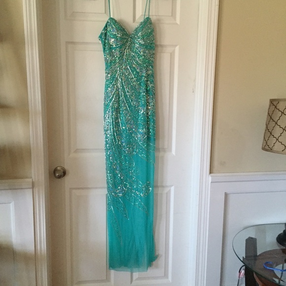 Prom dress
